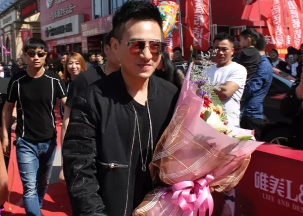 1493692069834558.png blob.png